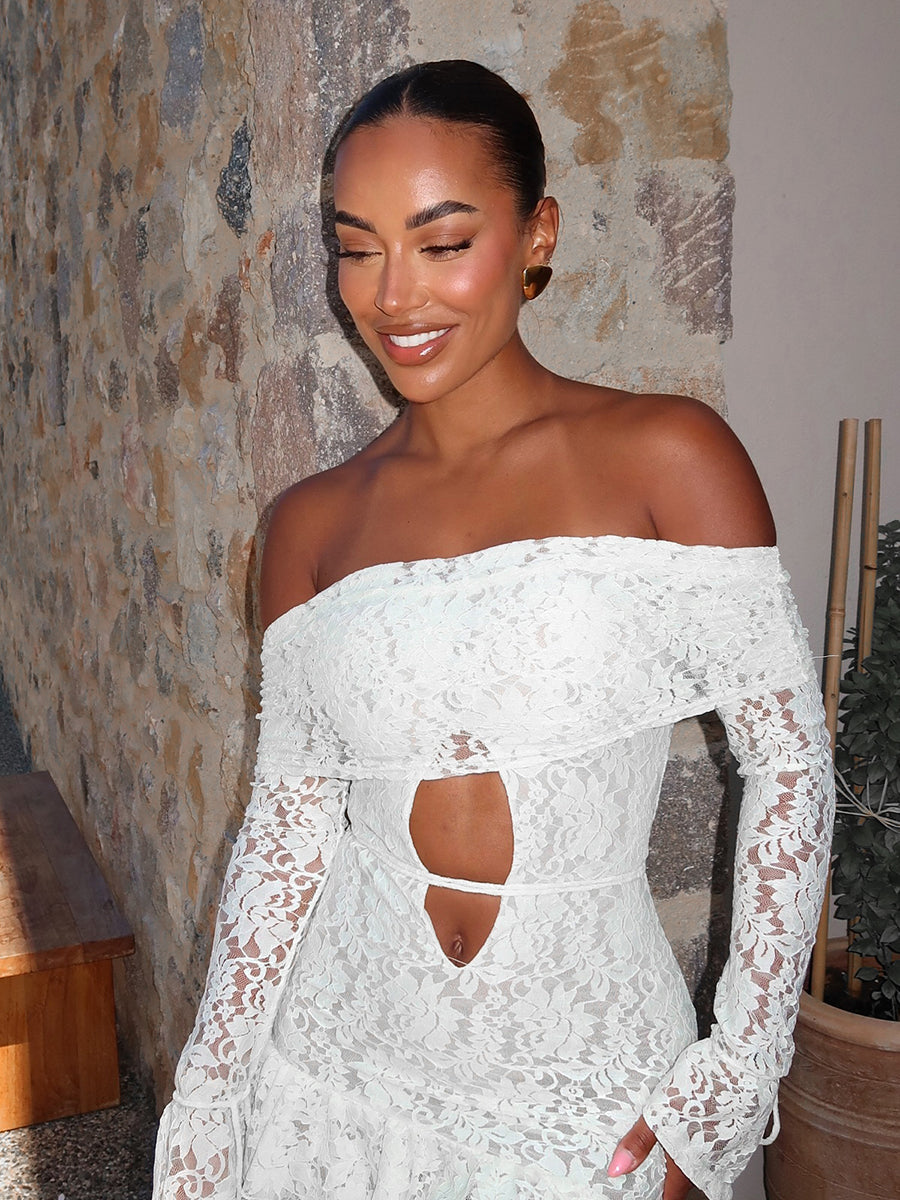 Spitzen-Minikleid mit Cut-Outs & Off-Shoulder-Look