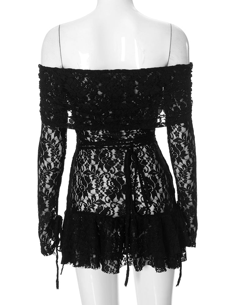 Spitzen-Minikleid mit Cut-Outs & Off-Shoulder-Look