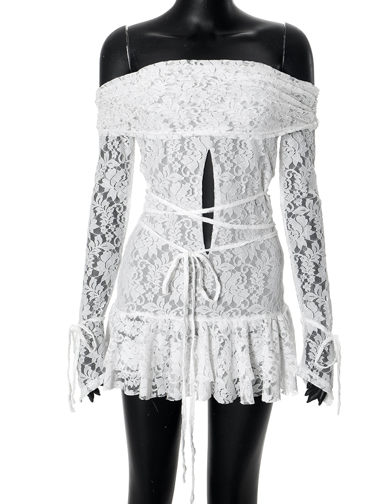 Spitzen-Minikleid mit Cut-Outs & Off-Shoulder-Look