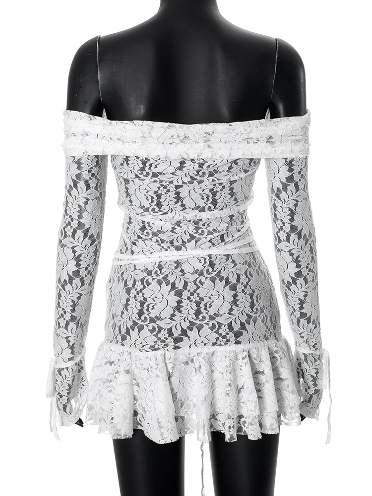 Spitzen-Minikleid mit Cut-Outs & Off-Shoulder-Look