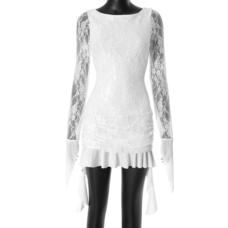 Chic in Weiß: Das Must-Have-Spitzenkleid