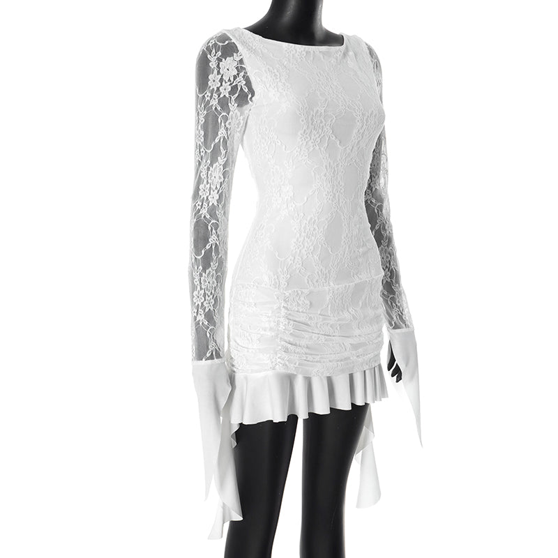 Chic in Weiß: Das Must-Have-Spitzenkleid